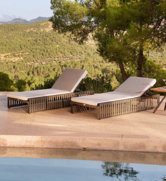 Horizon Chaise Lounger with Sunbrella Cushion for Poolside and Patio - image 3